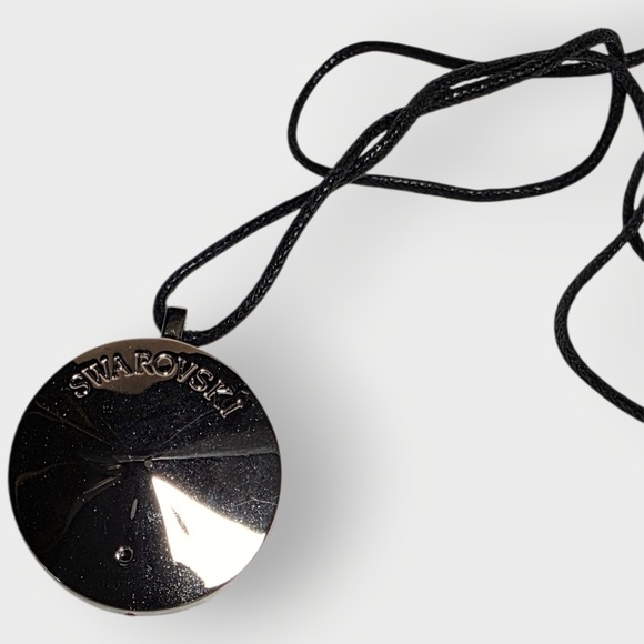 Genuine Aura By Swarovski Lip Gloss Pendant Necklace - New ROSE SCINTILLANT - Picture 4 of 5